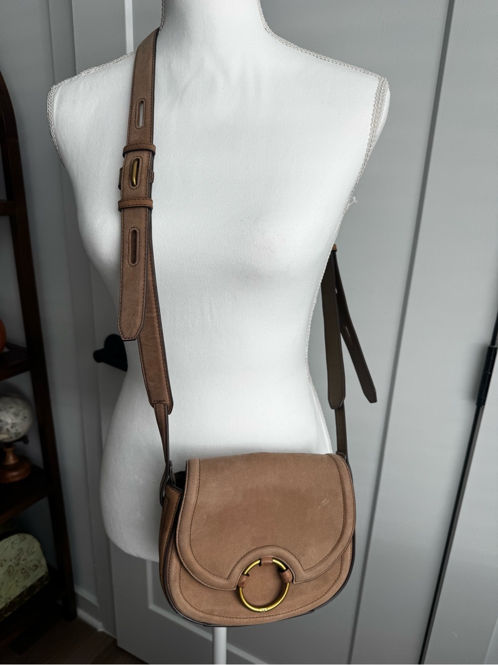 Tory Burch Tan Suede Saddle Crossbody with Gold Ring - Picture 2 of 8